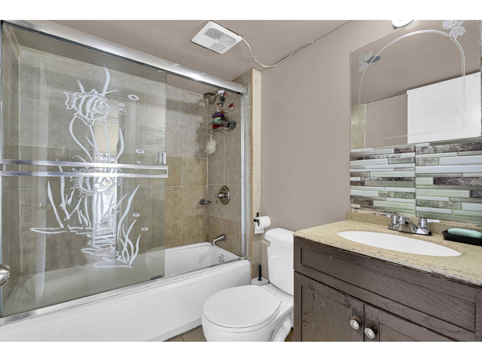 8225 112 Street Property Photo 18