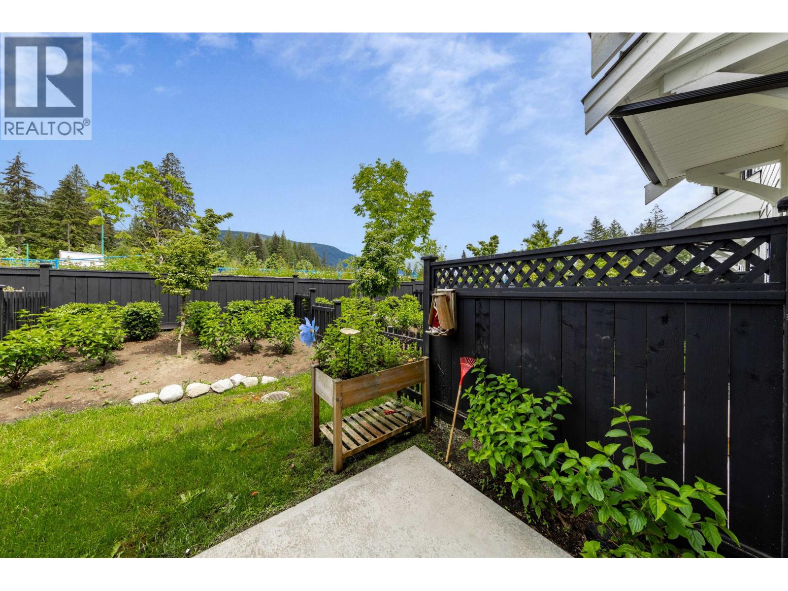 140 3565 Baycrest Avenue Property Photo 7