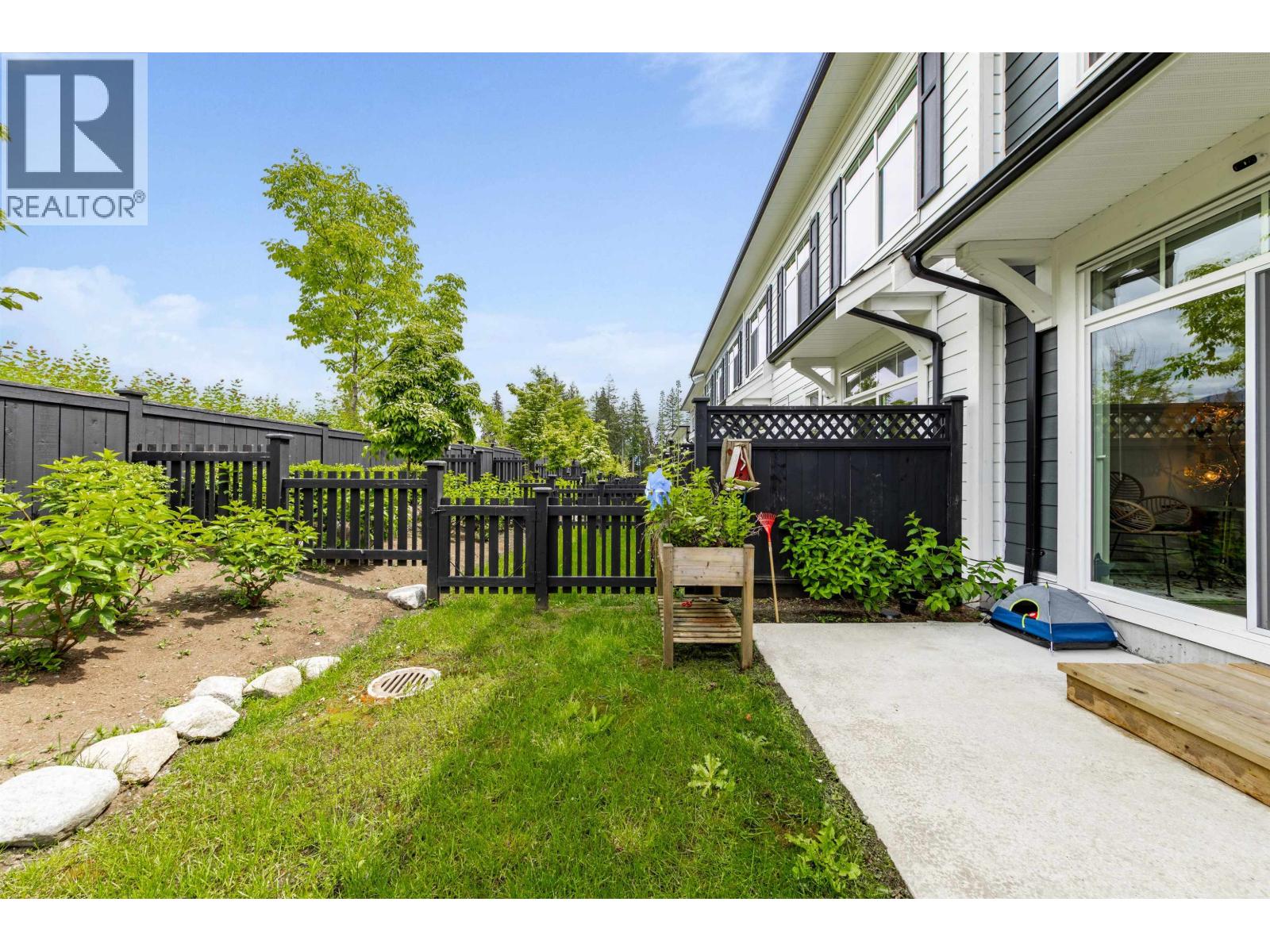 140 3565 Baycrest Avenue Property Photo 10