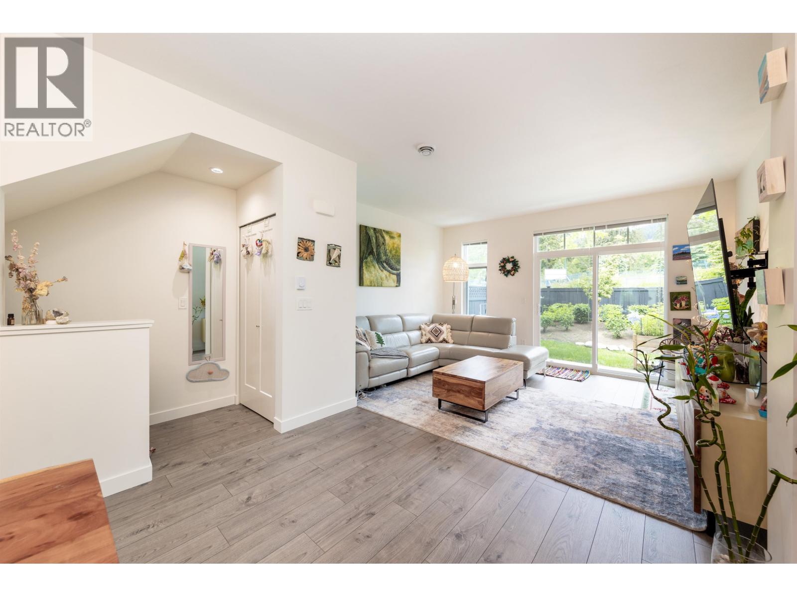 140 3565 Baycrest Avenue Property Photo 13