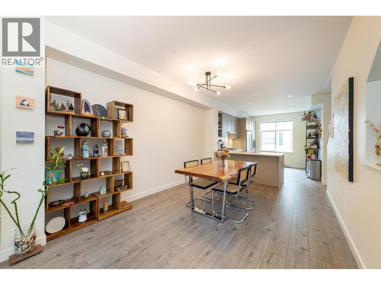 140 3565 Baycrest Avenue Property Photo 15