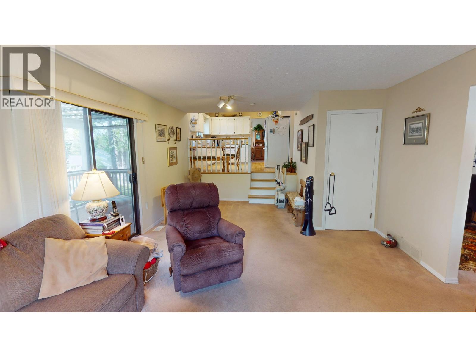 378 Thompson Road Property Photo 12
