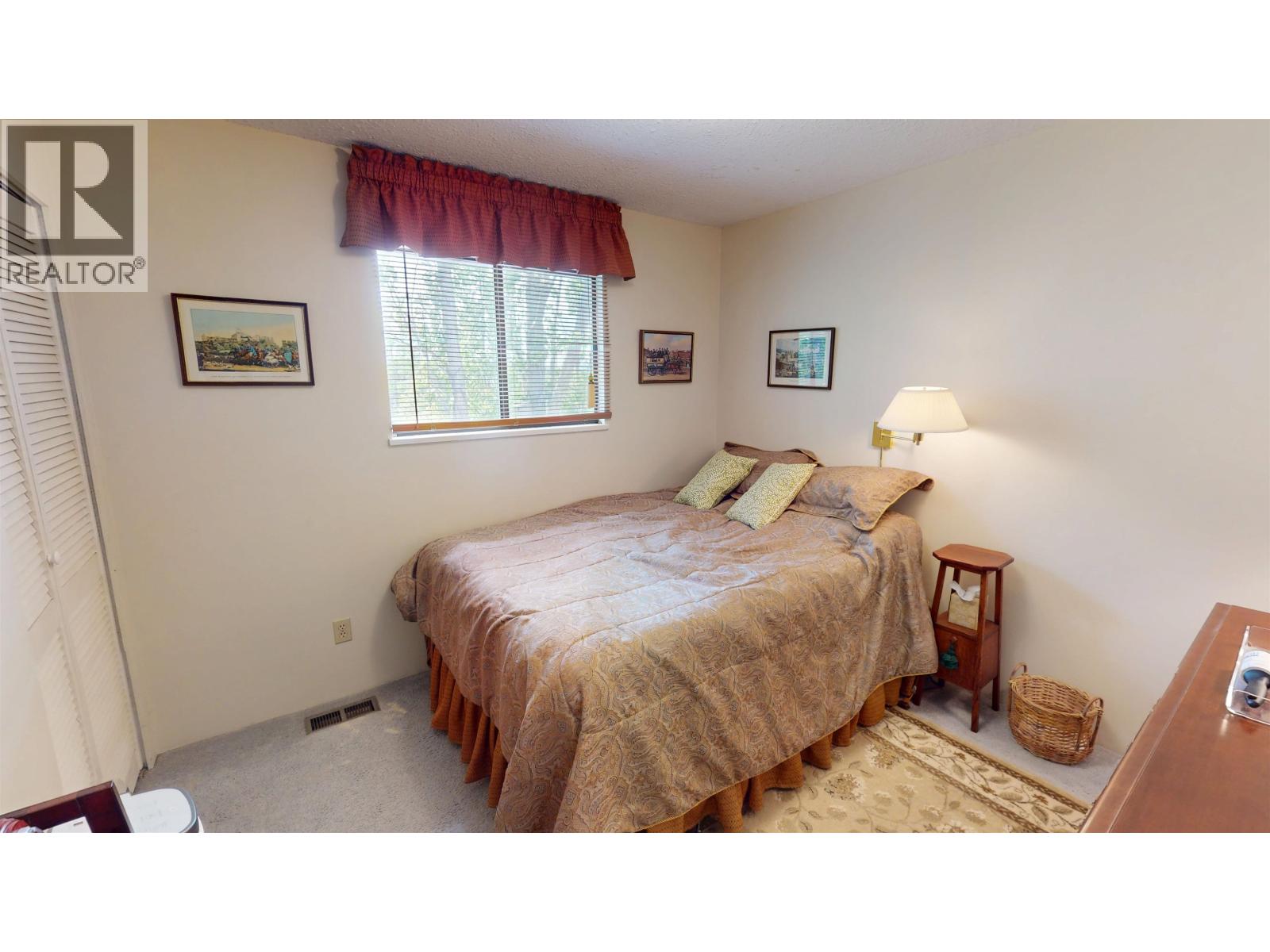 378 Thompson Road Property Photo 28