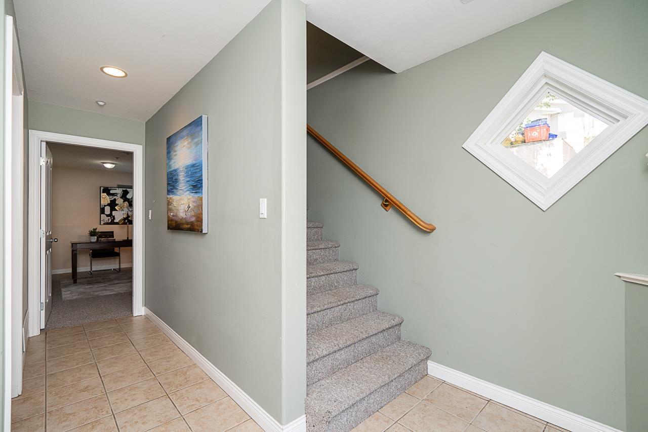 15645 Pacific Avenue Property Photo 3
