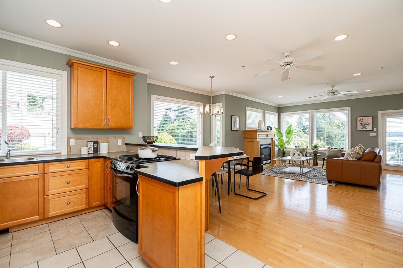 15645 Pacific Avenue Property Photo 4