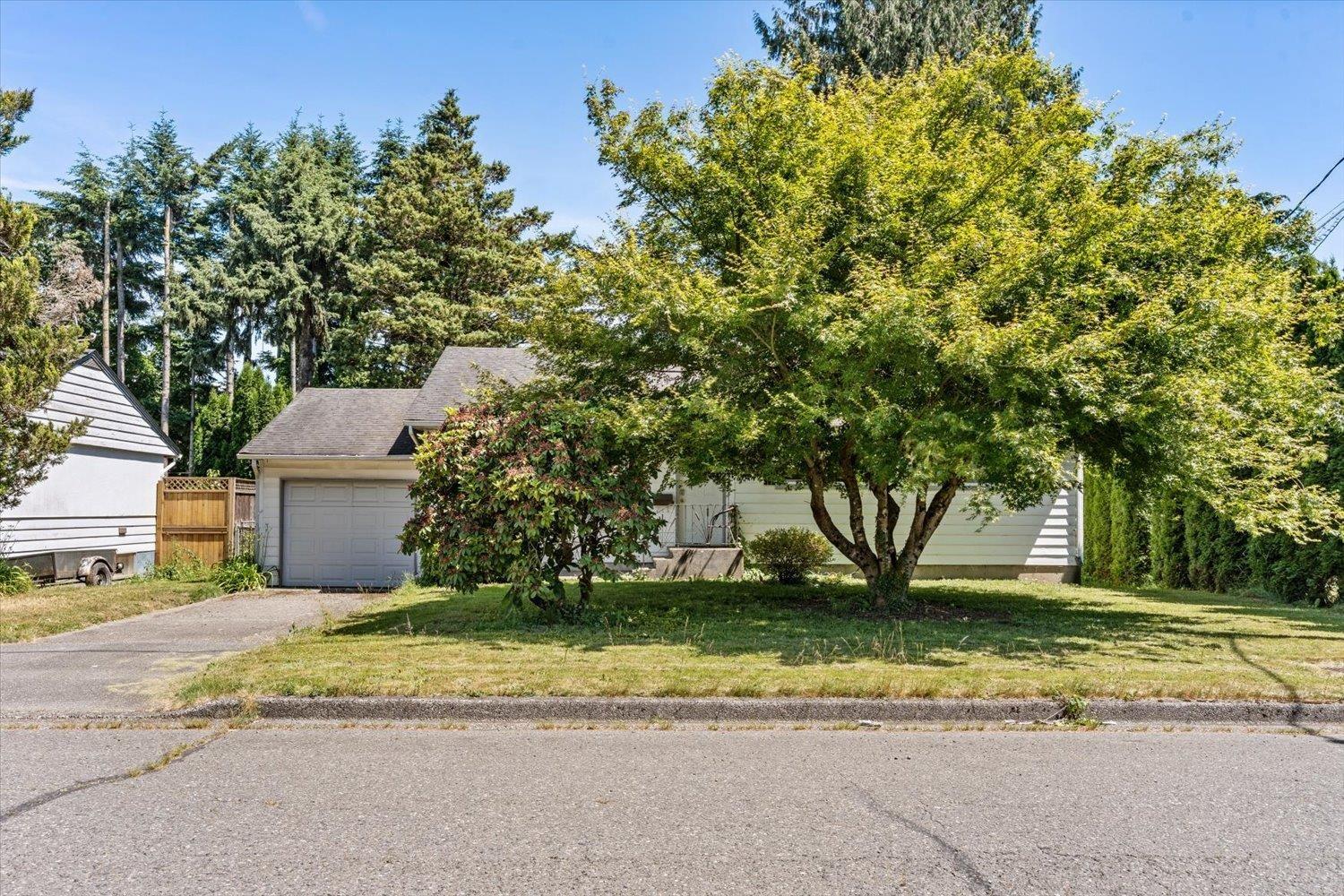 9740 Carleton Street Property Photo 2