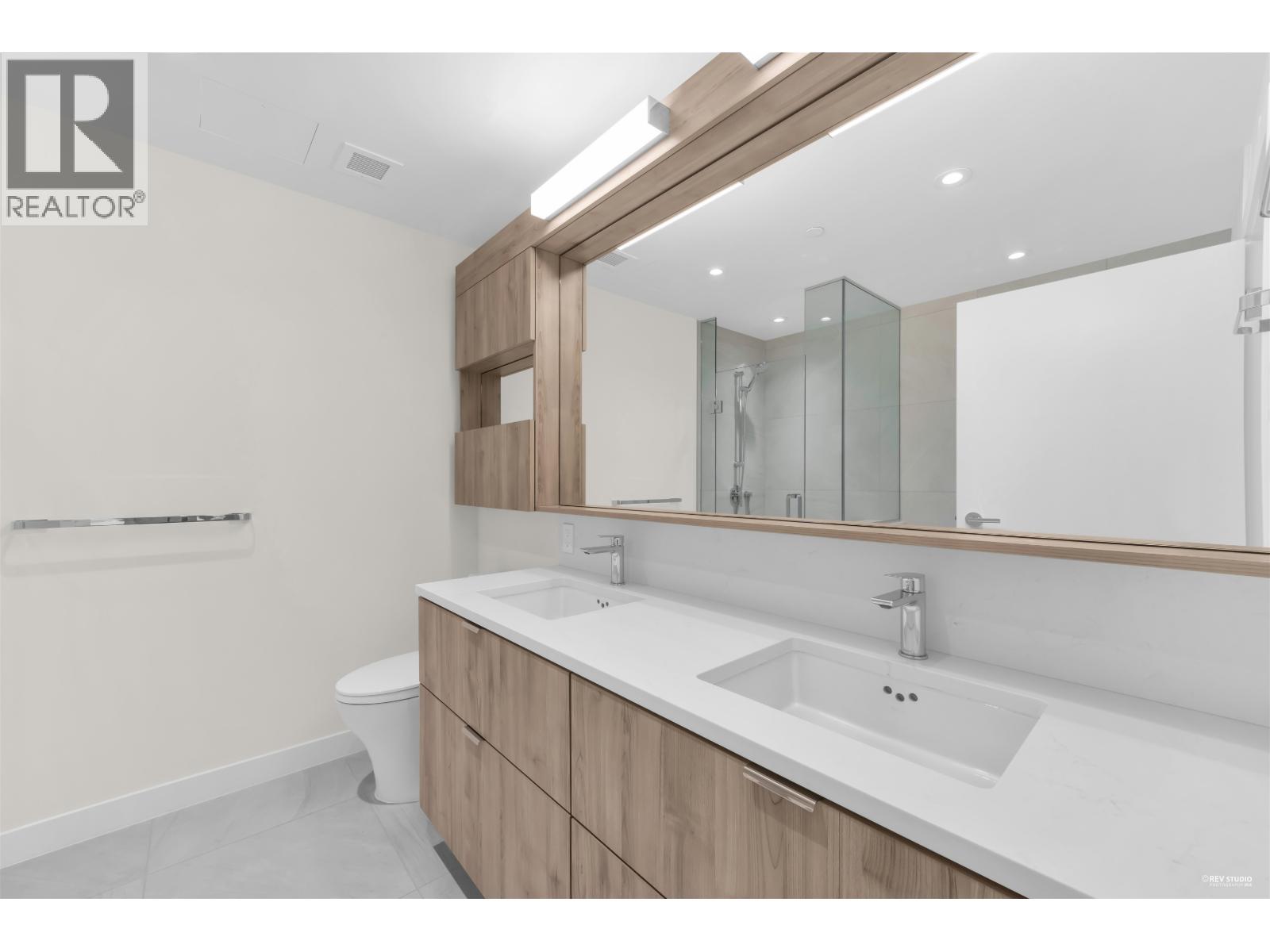 401 755 Harbourside Drive Property Photo 7