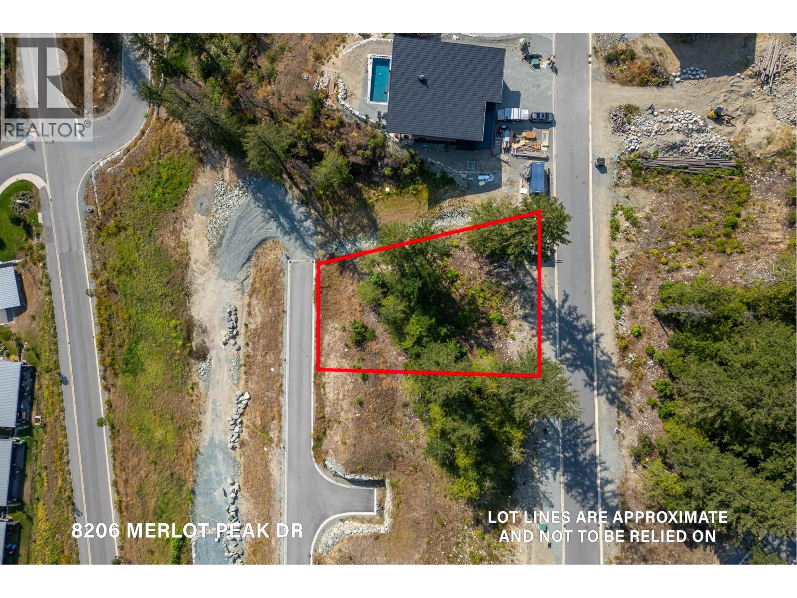 8206 Merlot Peak Drive Property Photo 5