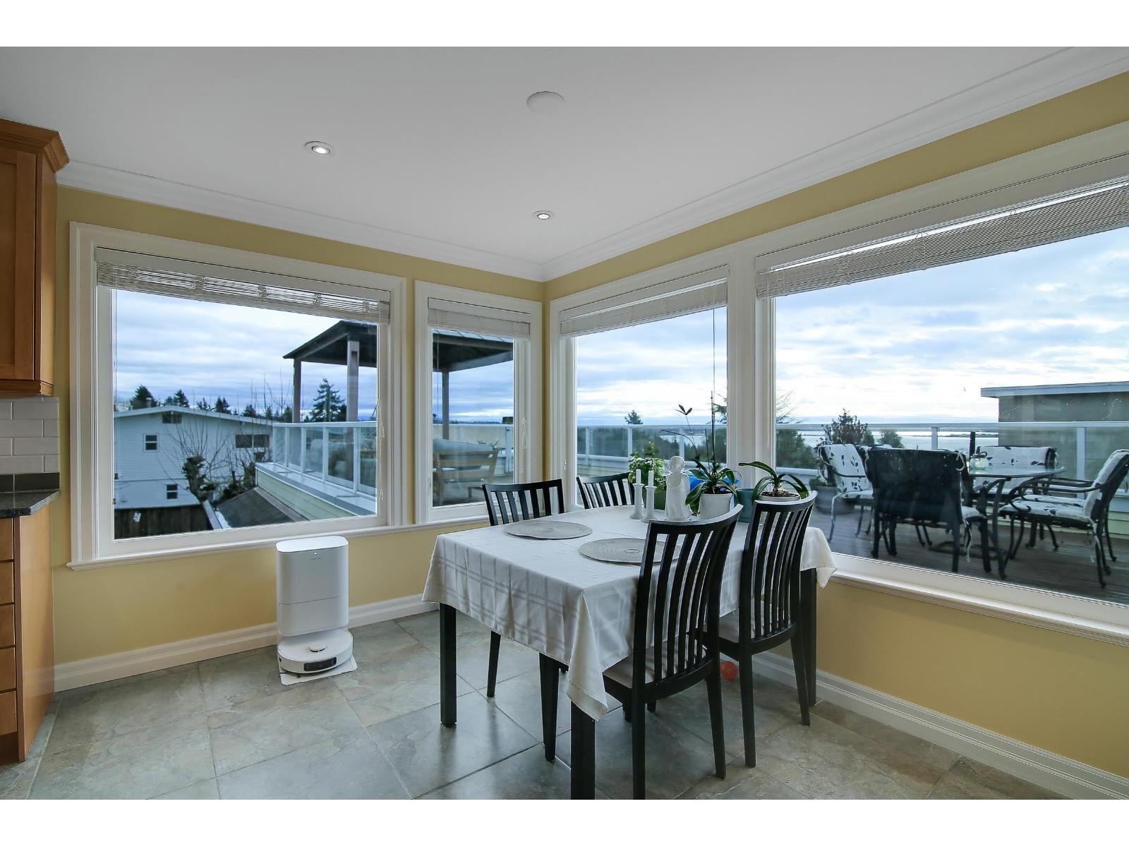 1050 Parker Street Property Photo 4