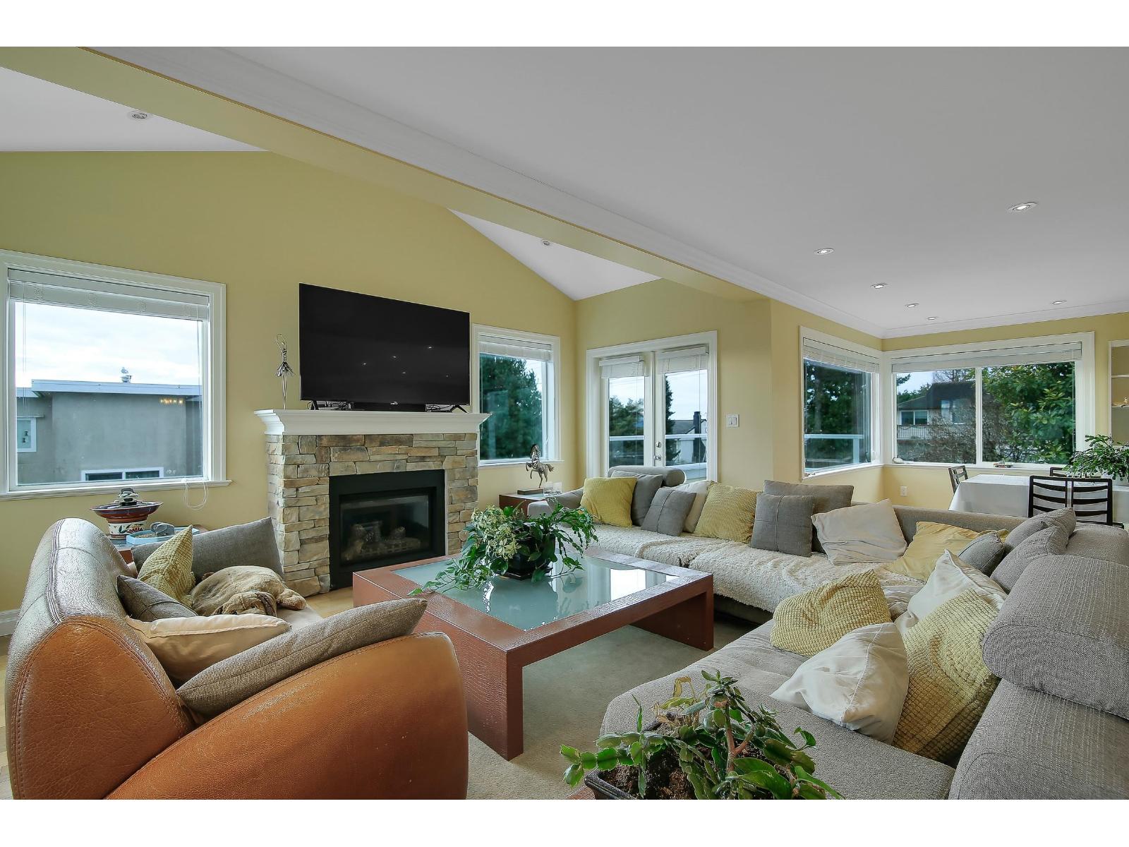 1050 Parker Street Property Photo 17