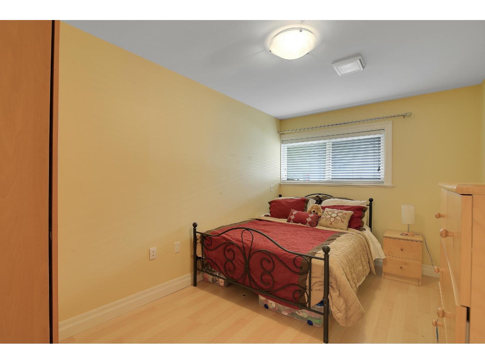 1050 Parker Street Property Photo 27