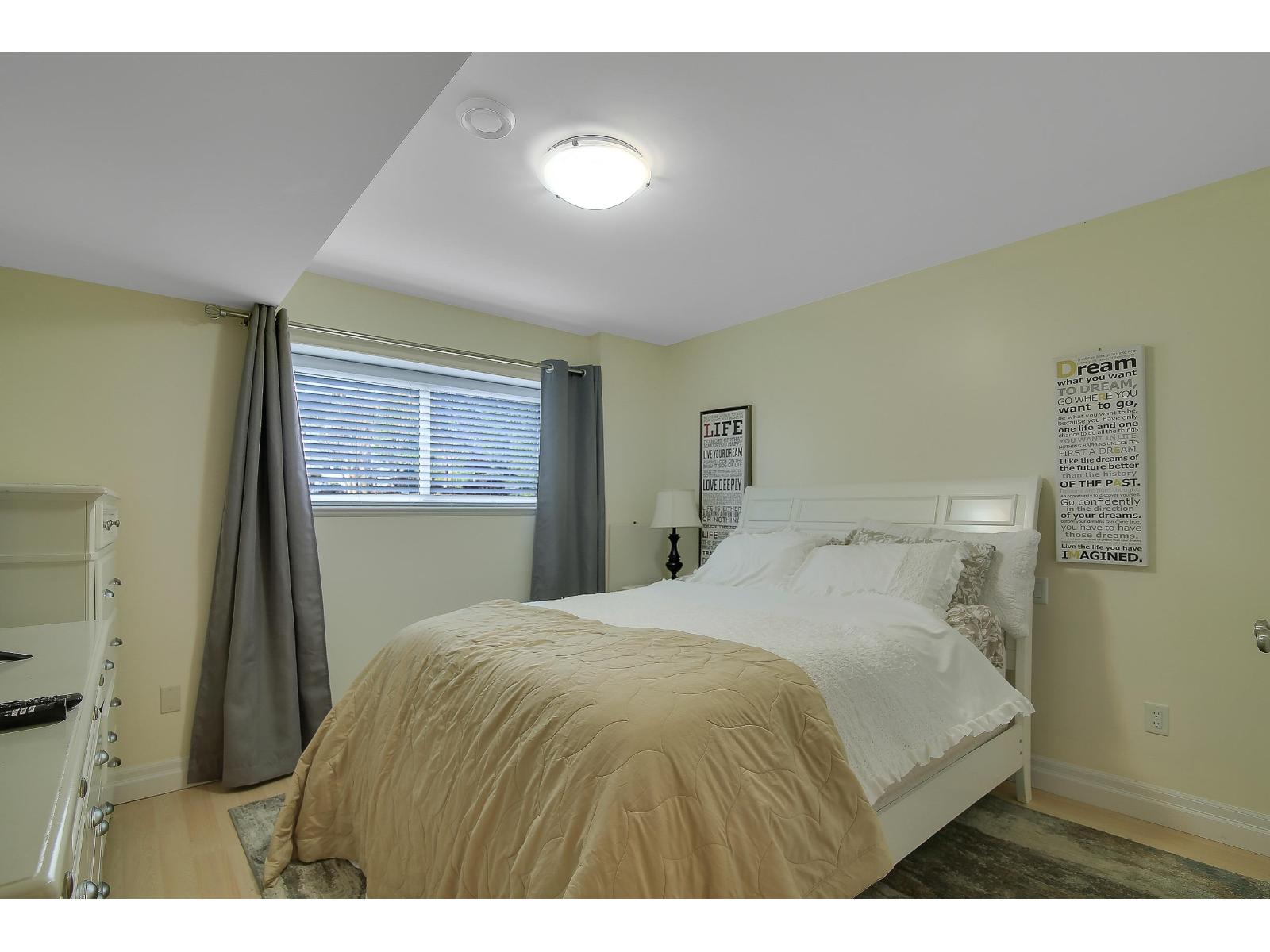 1050 Parker Street Property Photo 28
