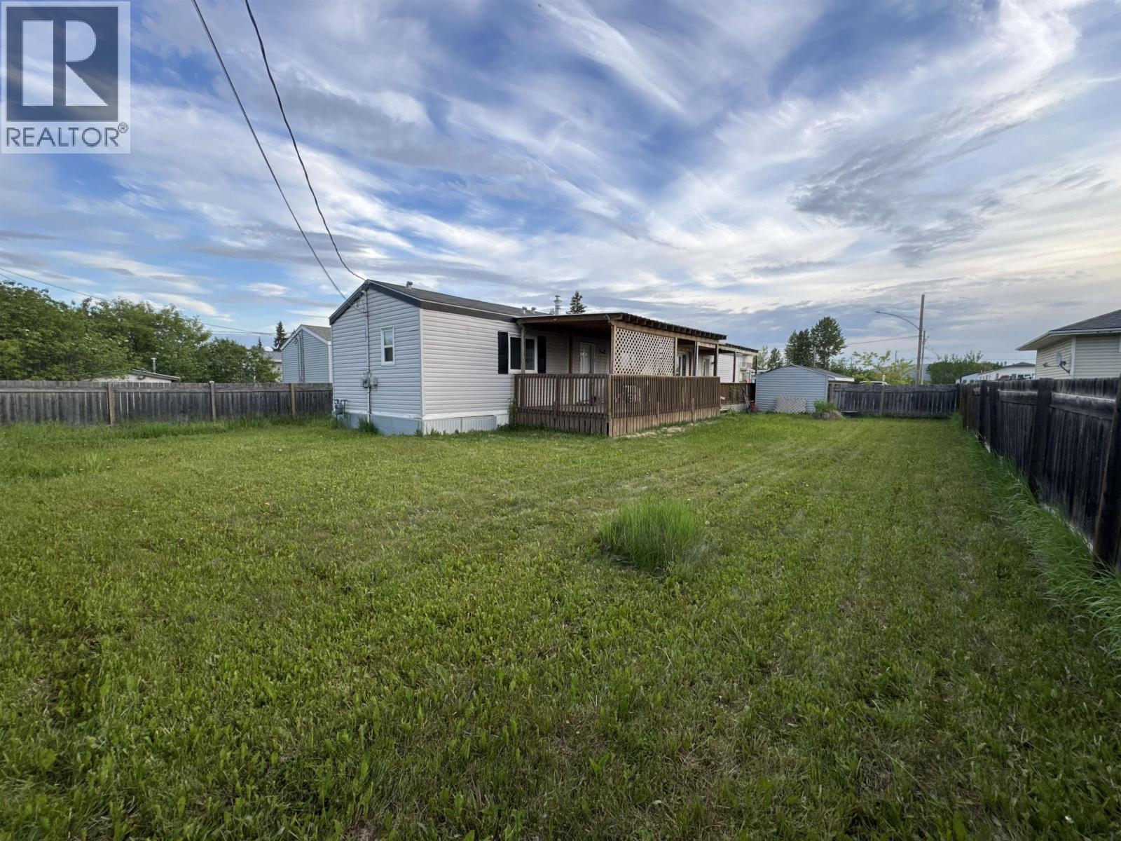 10495 102 Street Property Photo 1