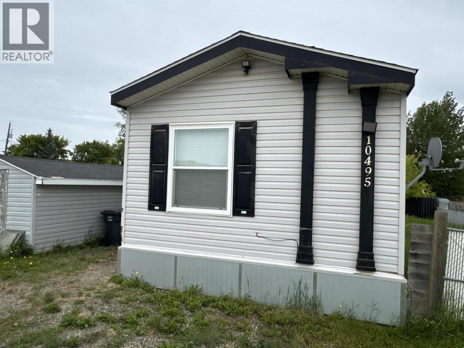 10495 102 Street Property Photo 12