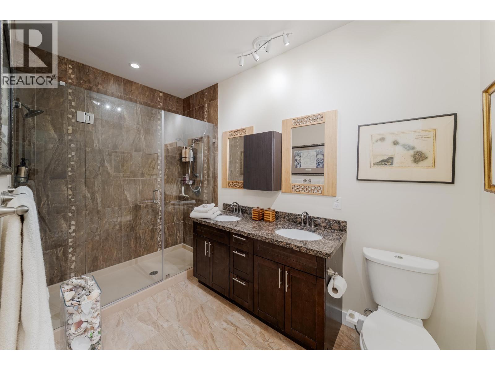 356 East West Road Property Photo 16