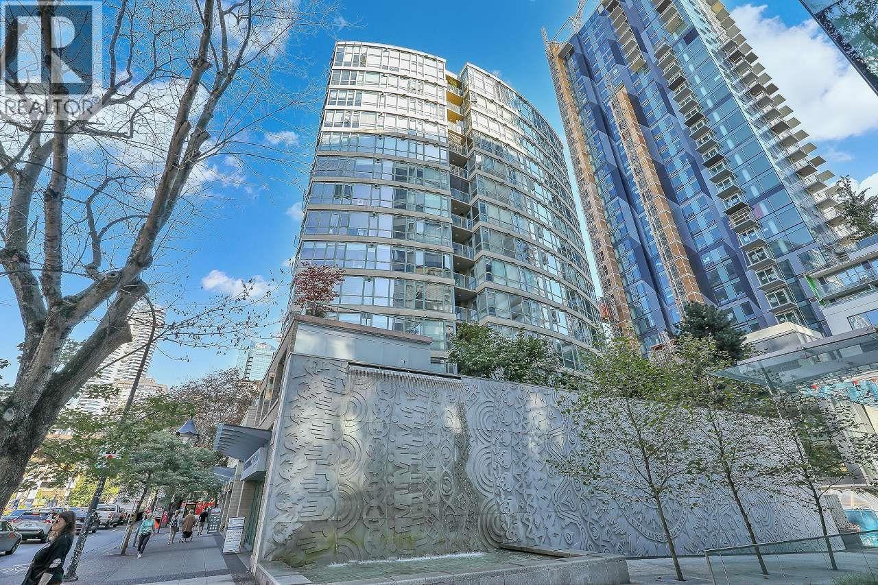 602 1238 Burrard Street Property Photo 1