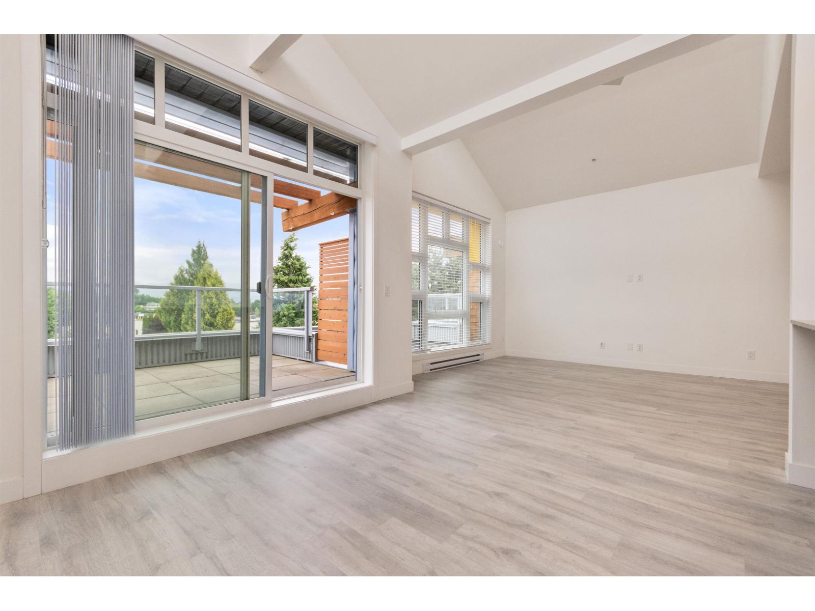 604 32838 Landeau Place Property Photo 14