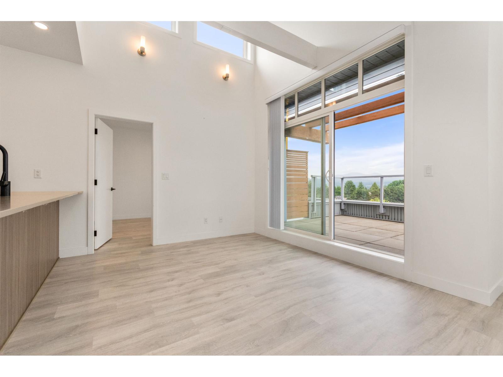 604 32838 Landeau Place Property Photo 15