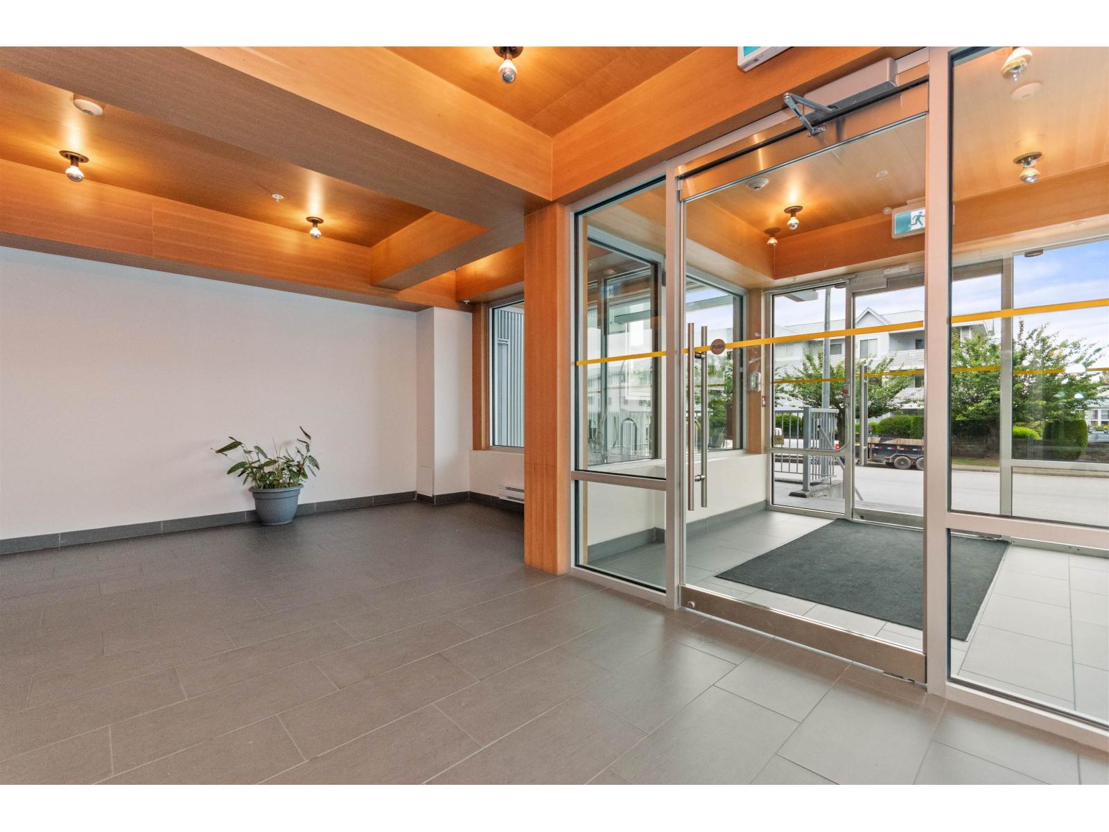 604 32838 Landeau Place Property Photo 36