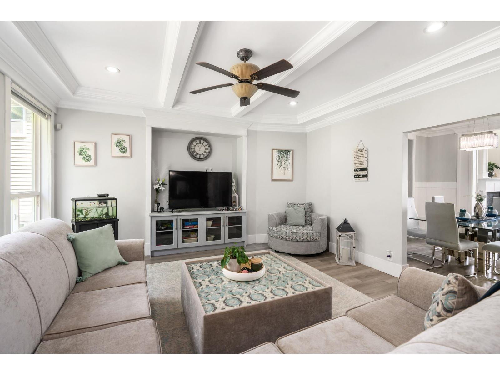 6287 148a Street Property Photo 10