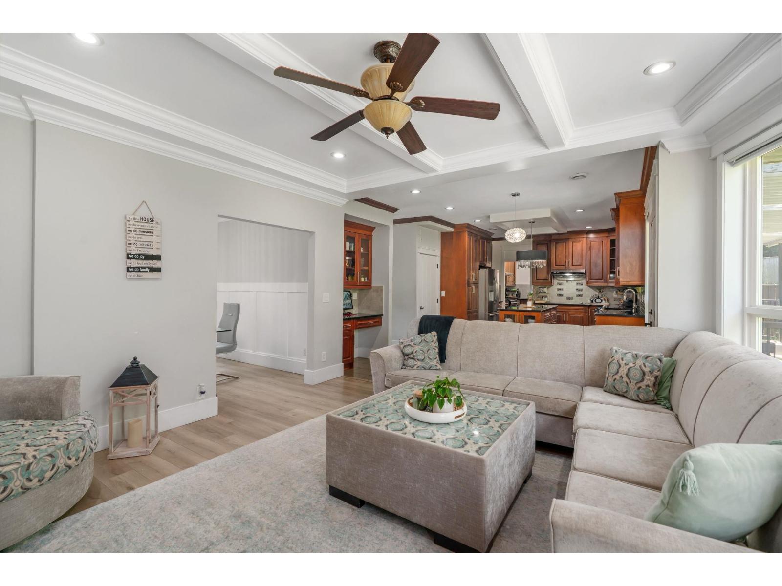 6287 148a Street Property Photo 11