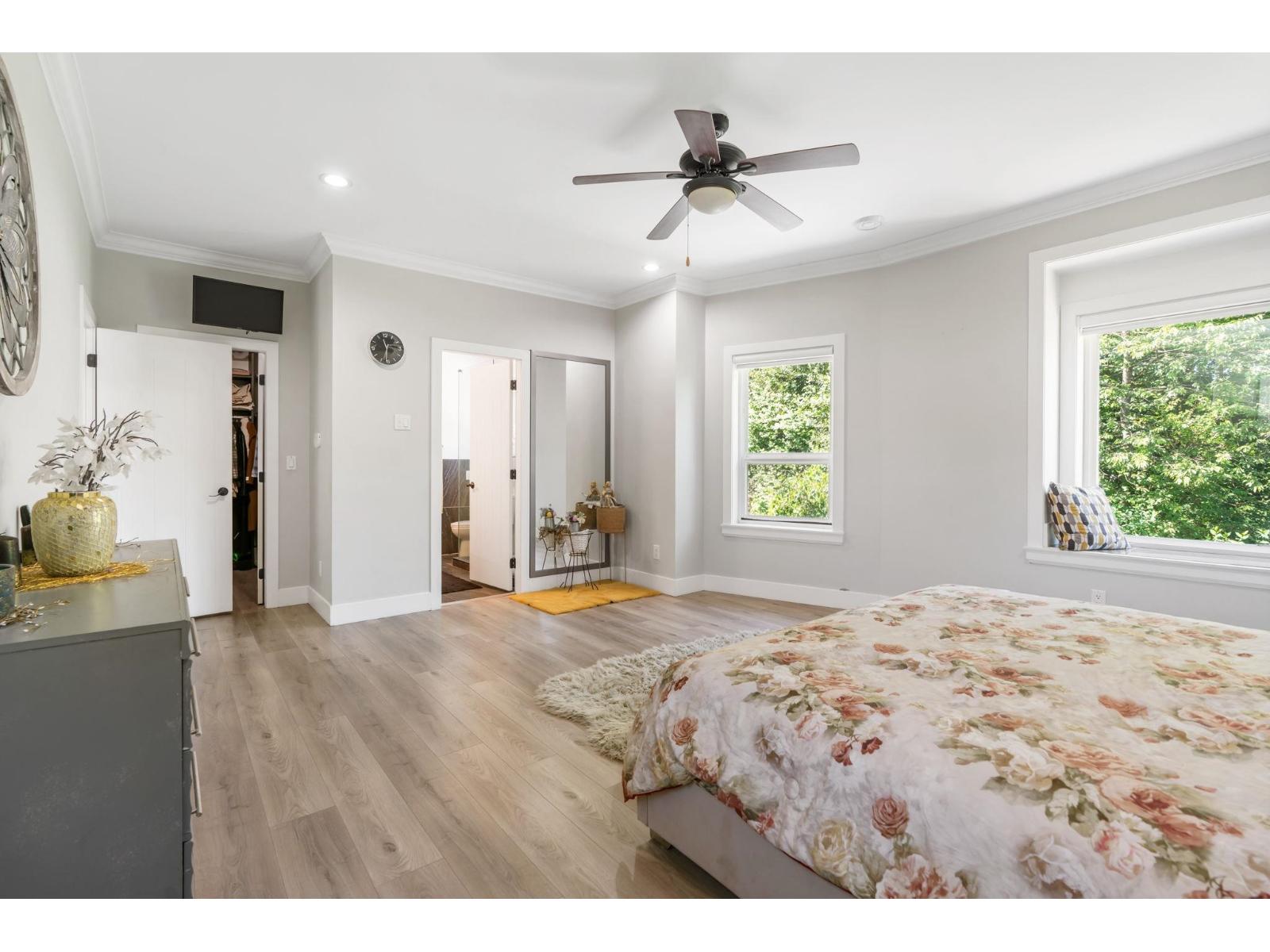 6287 148a Street Property Photo 16