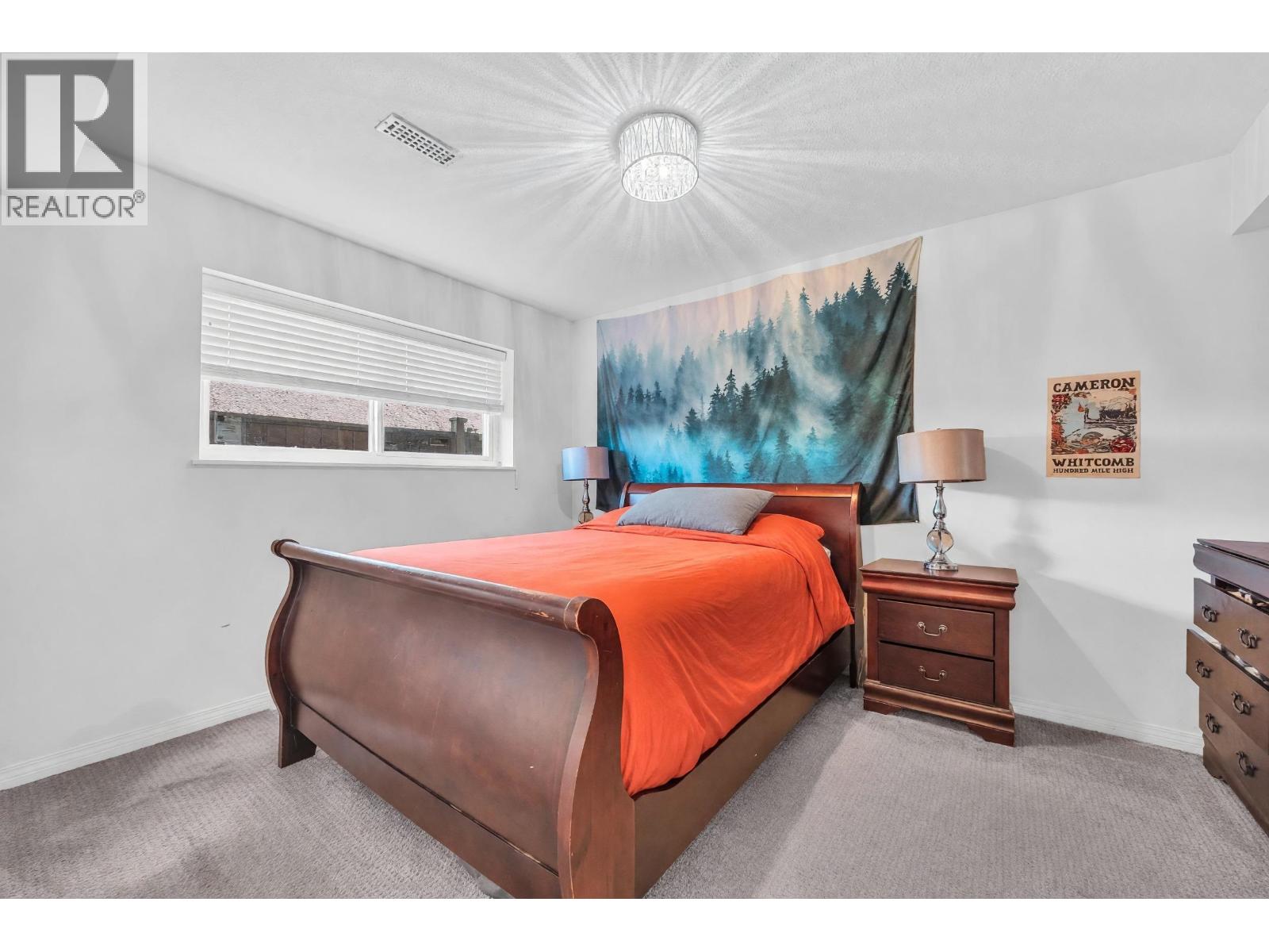 6655 - 6657 Aubrey Street Property Photo 20