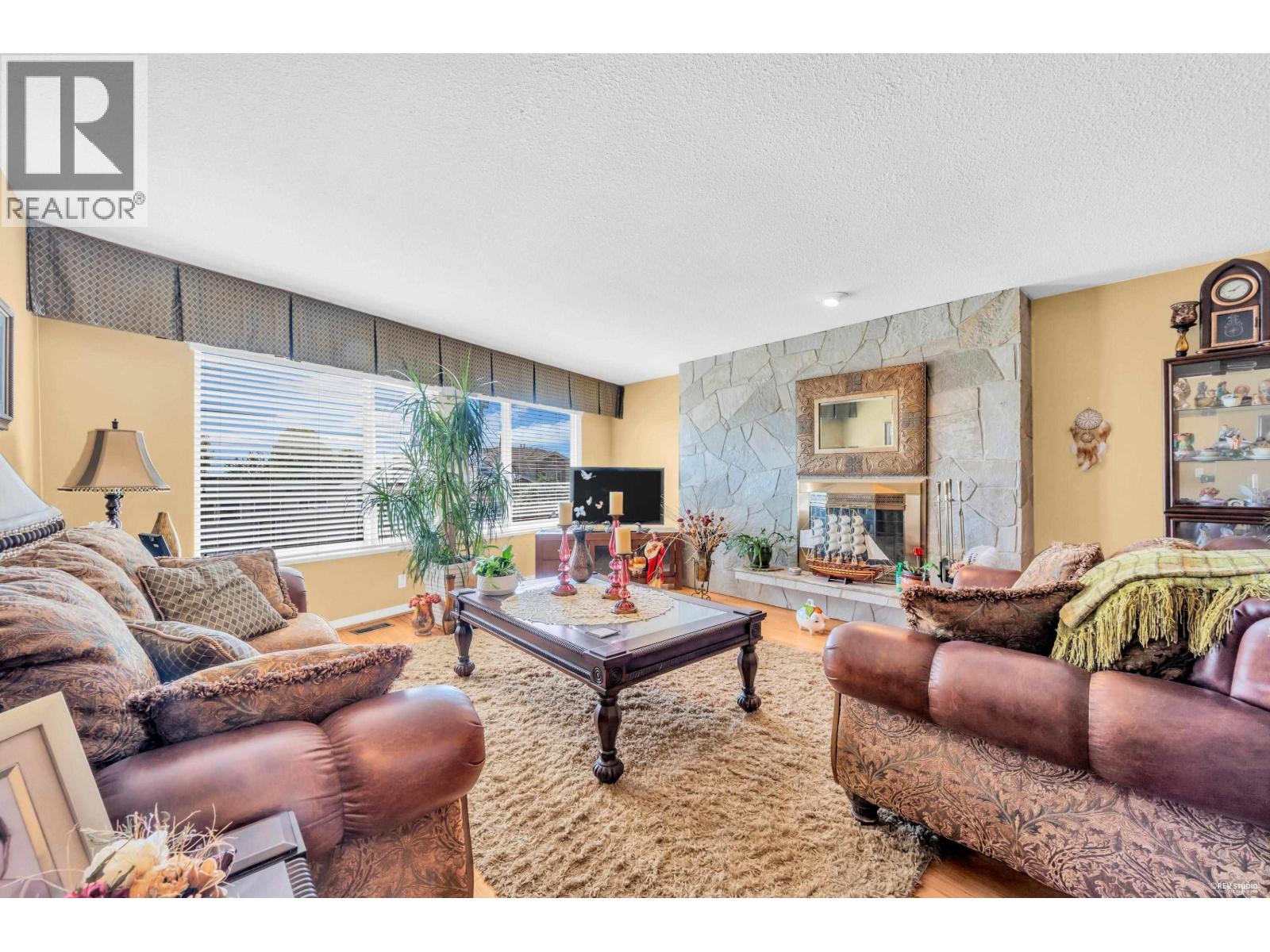 6655 - 6657 Aubrey Street Property Photo 31