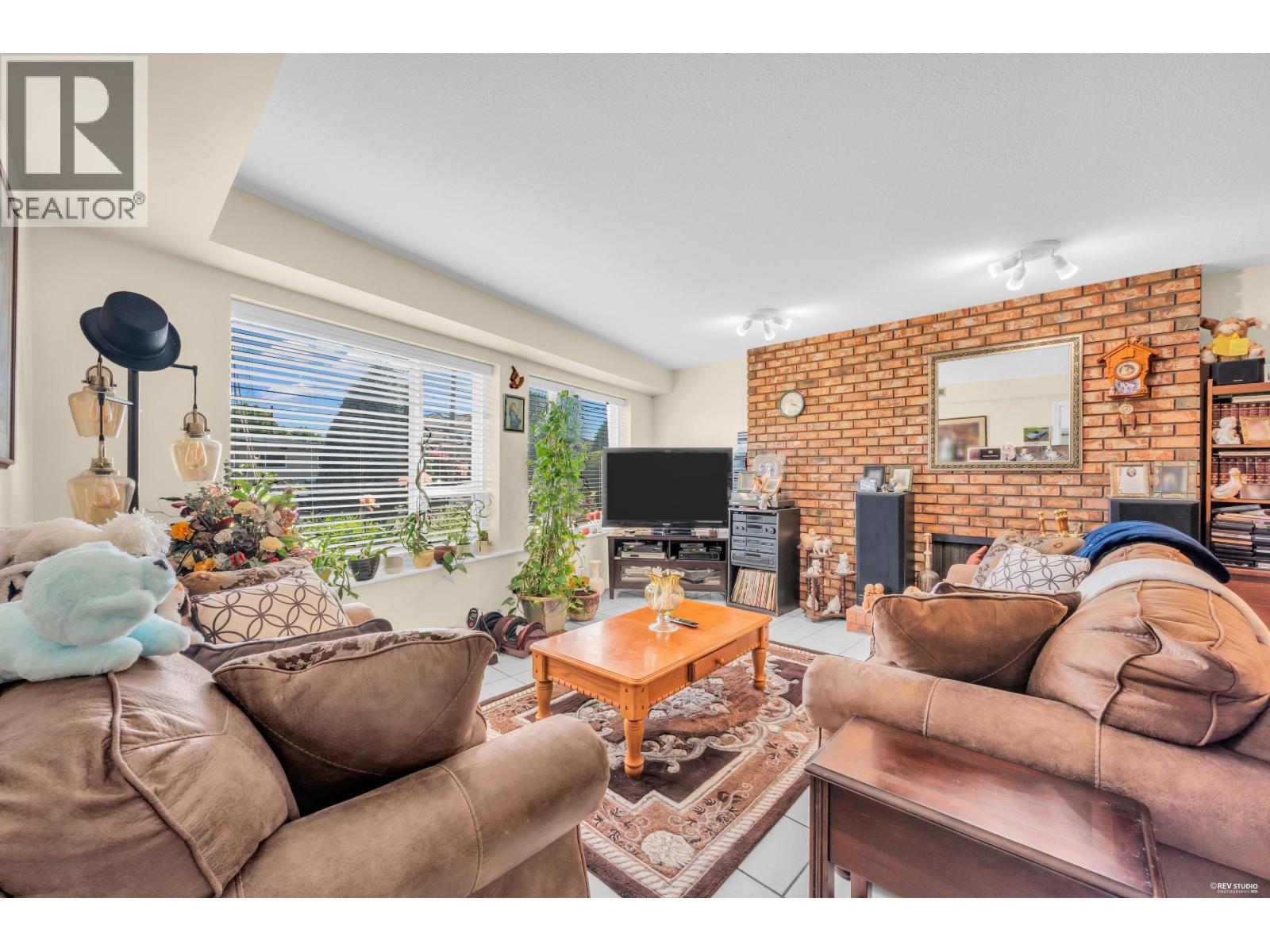 6655 - 6657 Aubrey Street Property Photo 35