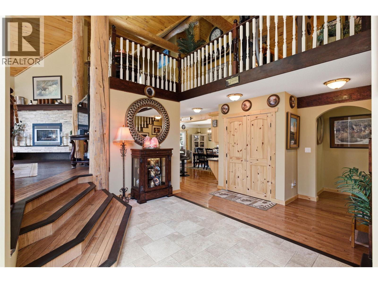 3286 Eagle Way Property Photo 5