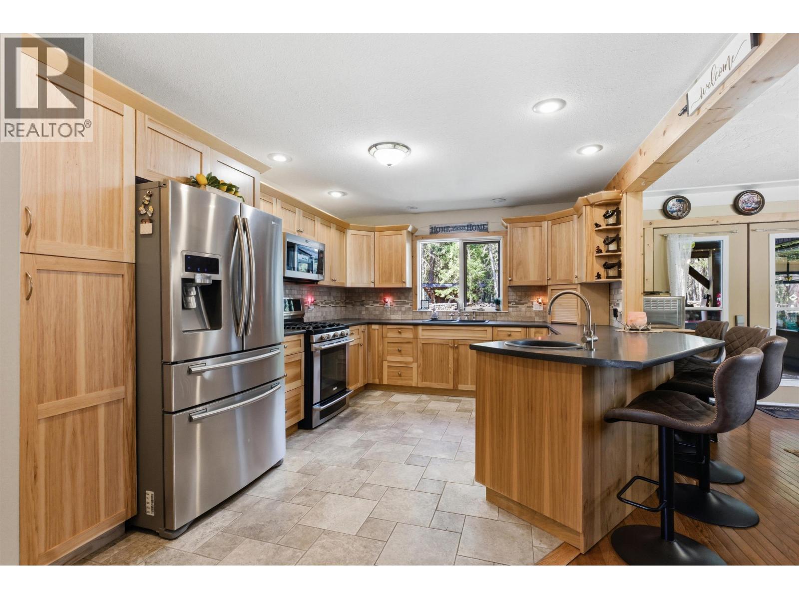 3286 Eagle Way Property Photo 6