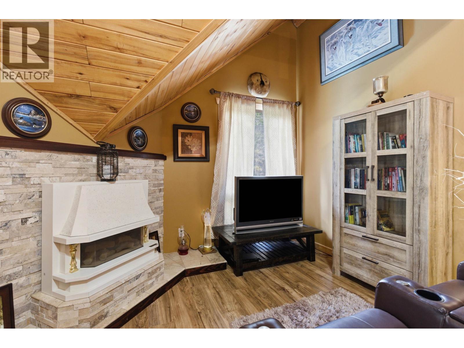 3286 Eagle Way Property Photo 20