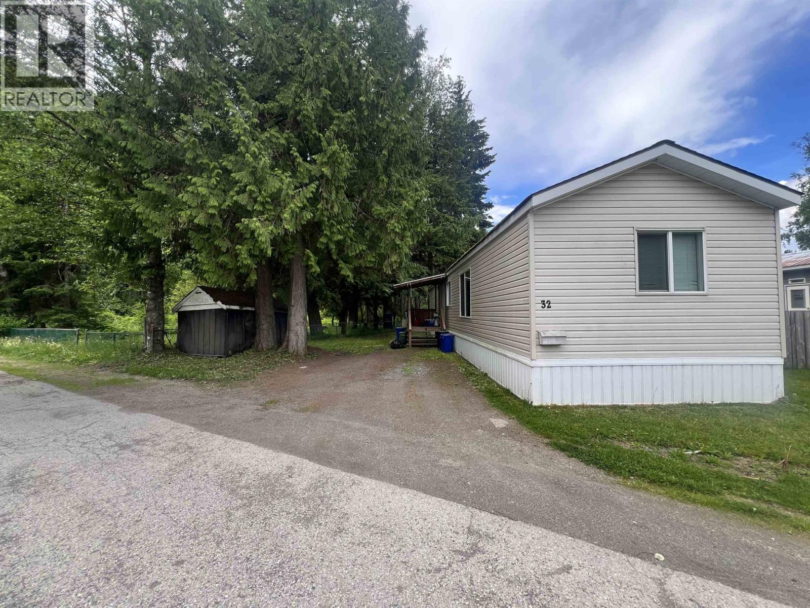 32 4619 Lowrie Avenue Property Photo 1