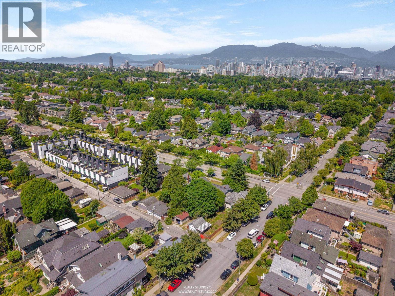6 W King Edward Avenue Property Photo 17