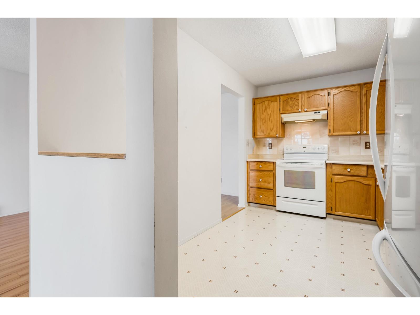 320 31850 Union Avenue Property Photo 9
