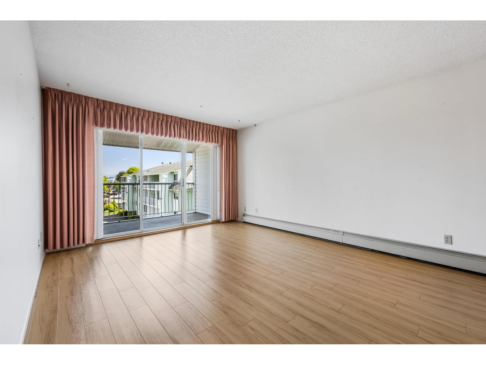 320 31850 Union Avenue Property Photo 18