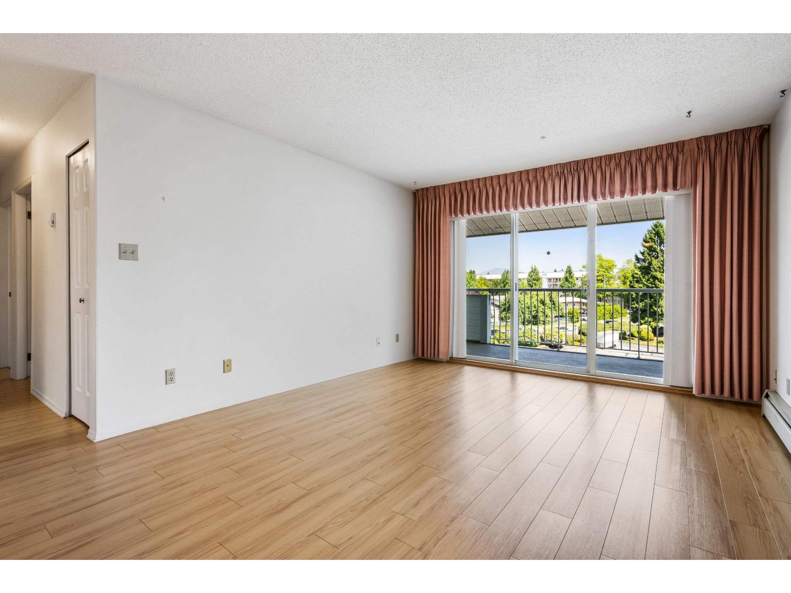 320 31850 Union Avenue Property Photo 19