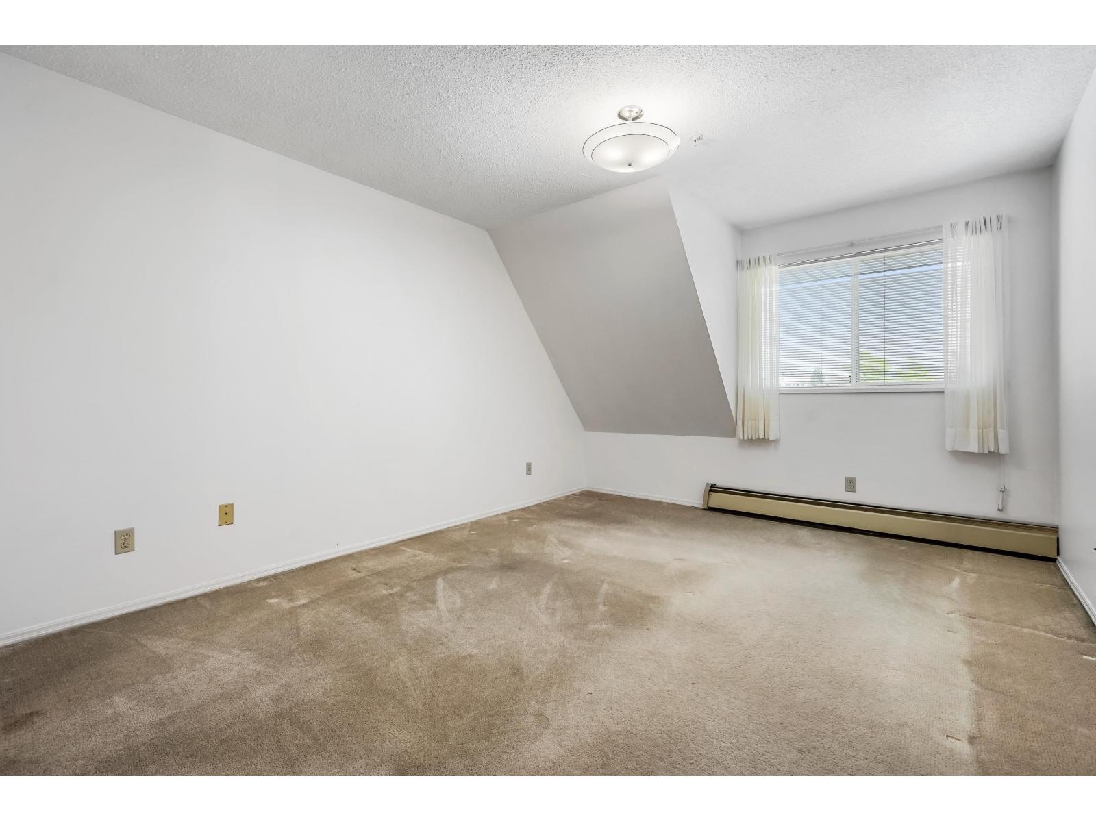 320 31850 Union Avenue Property Photo 26
