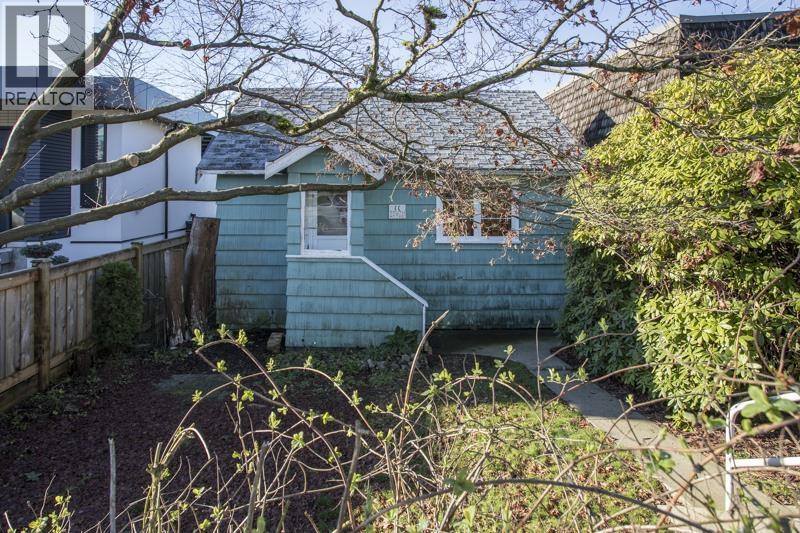 11 Hythe Avenue Property Photo 8