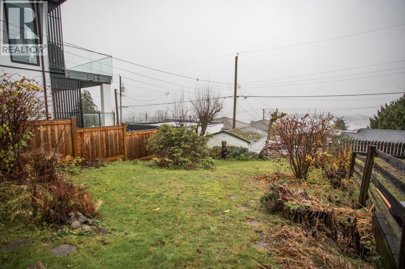 11 Hythe Avenue Property Photo 24