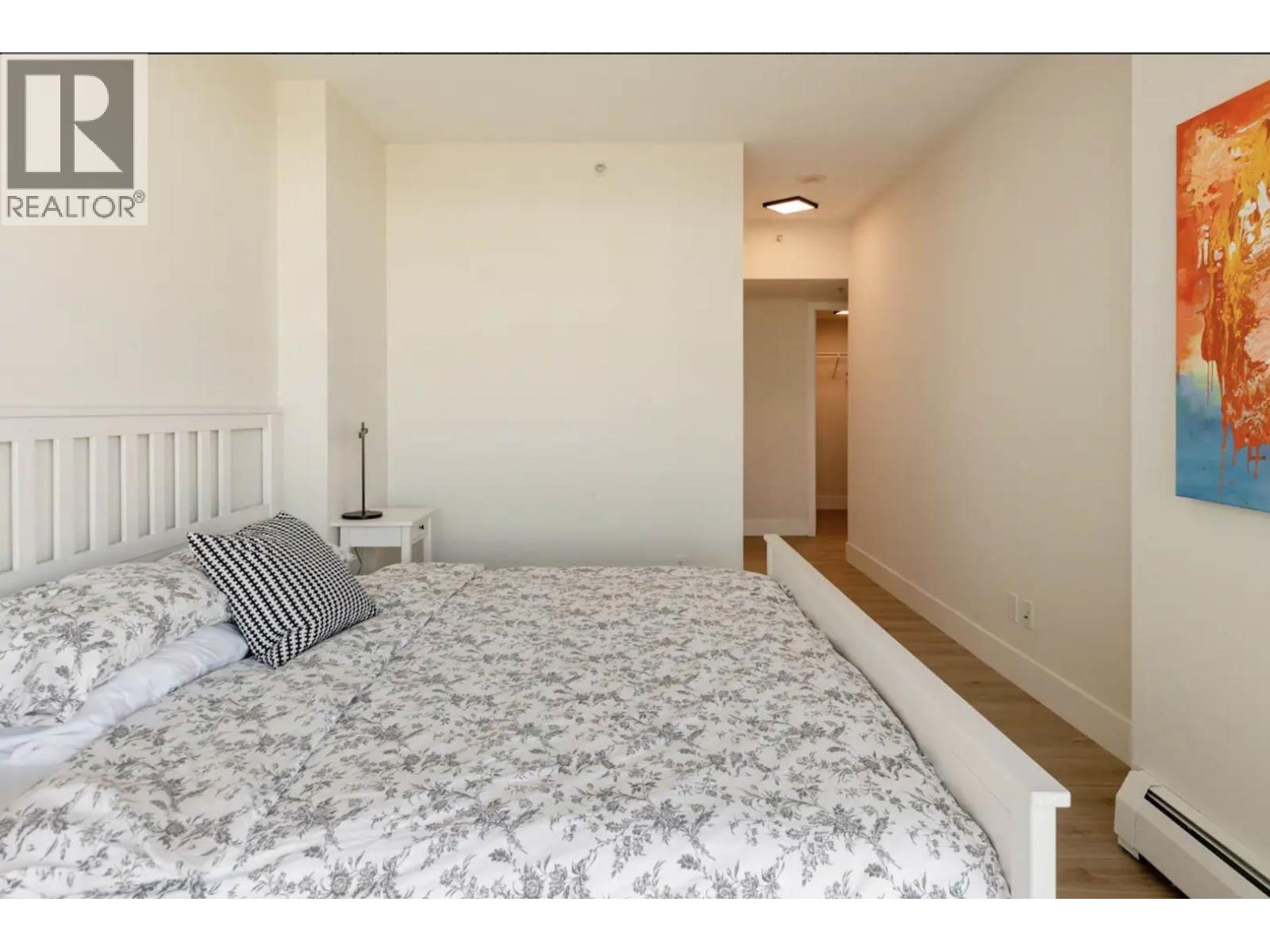 3506 688 Abbott Street Property Photo 15
