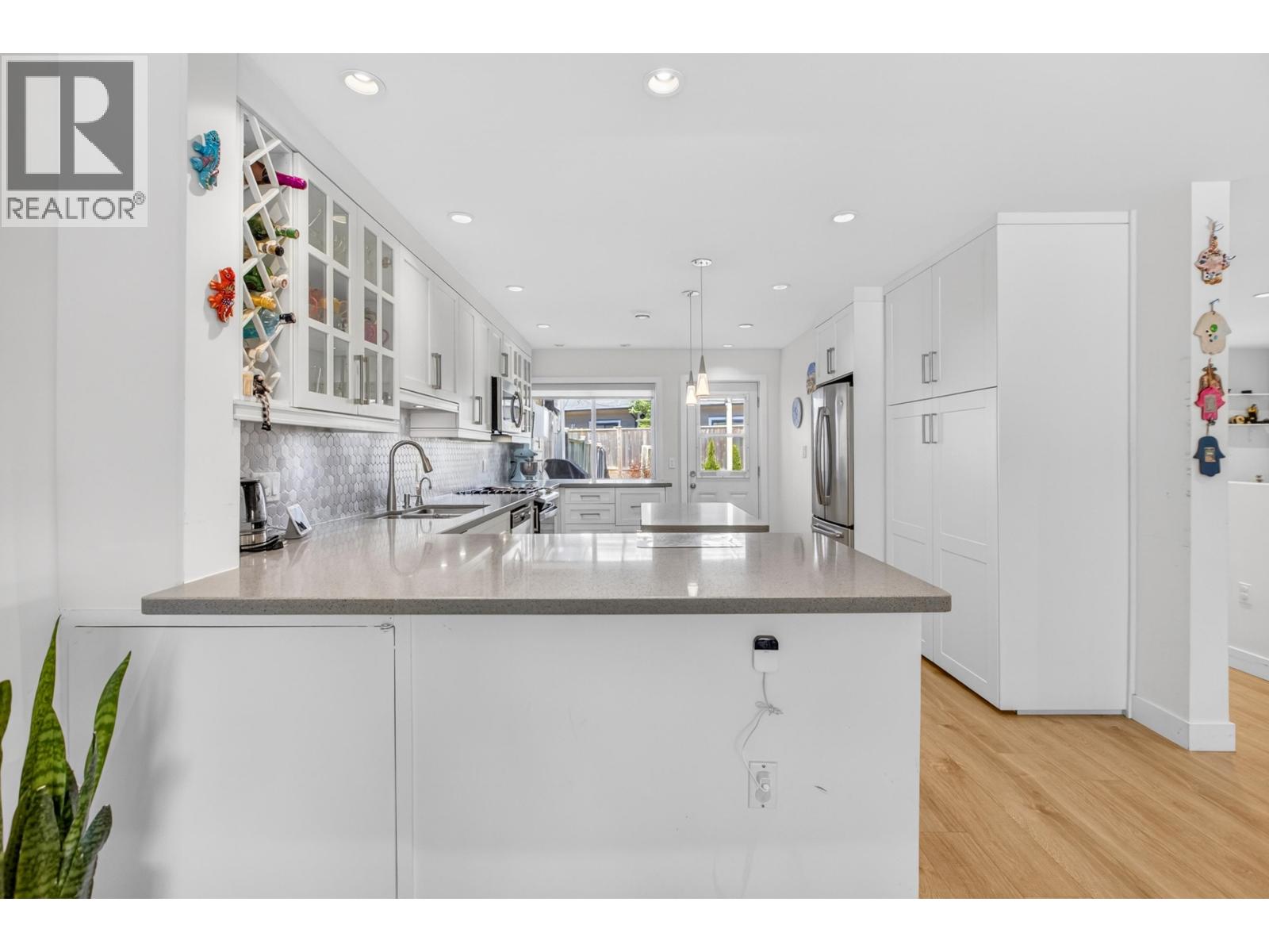 9851 Swansea Drive Property Photo 15