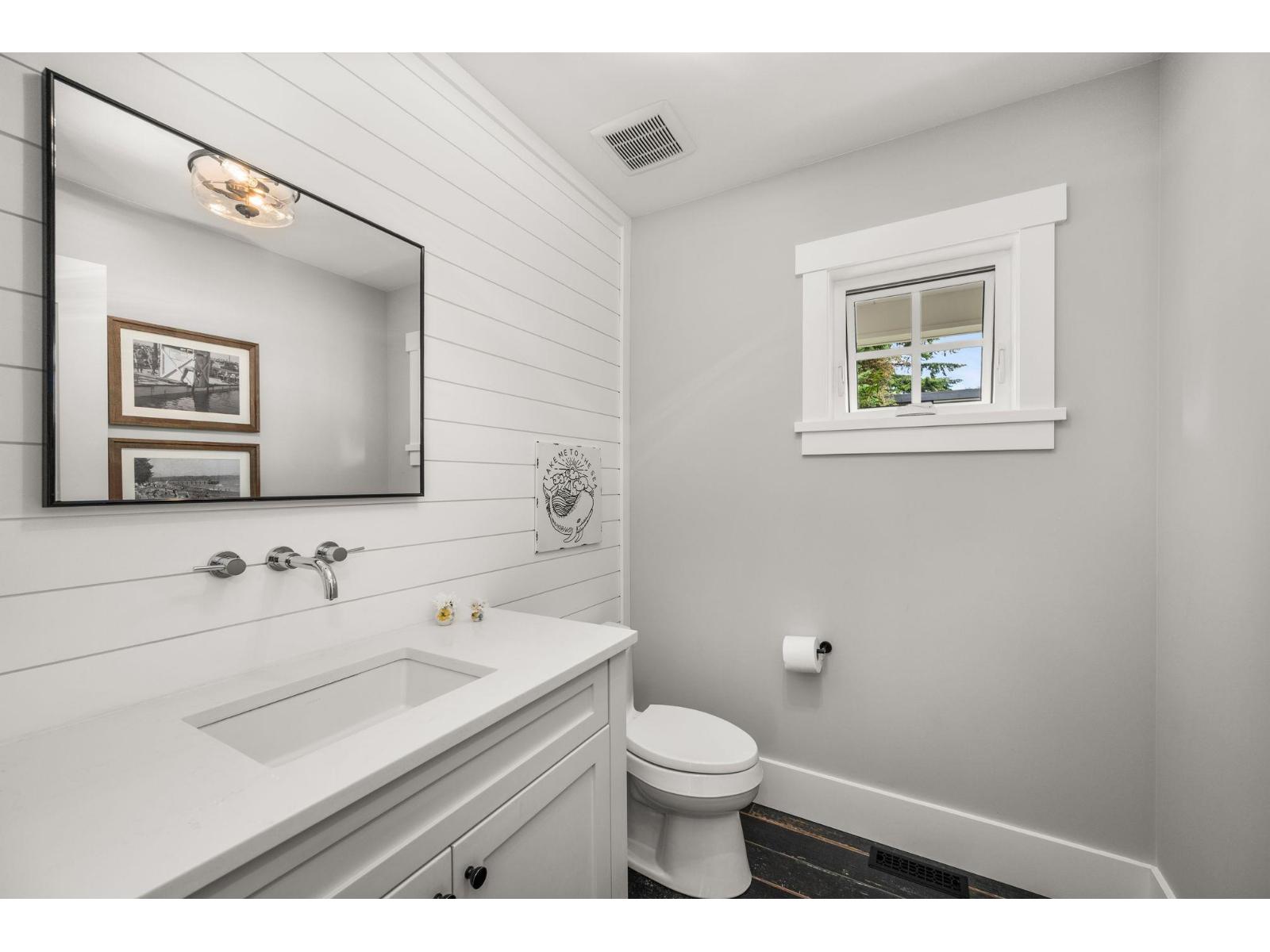 15682 Thrift Avenue Property Photo 27