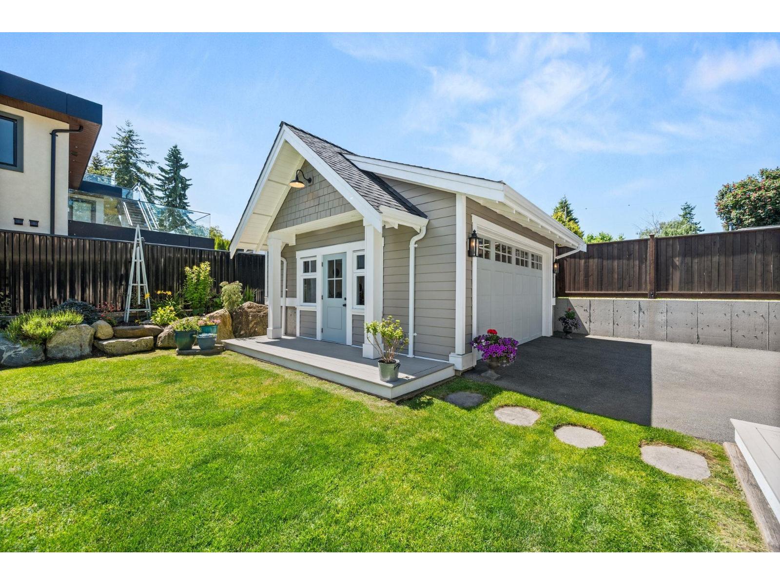 15682 Thrift Avenue Property Photo 33