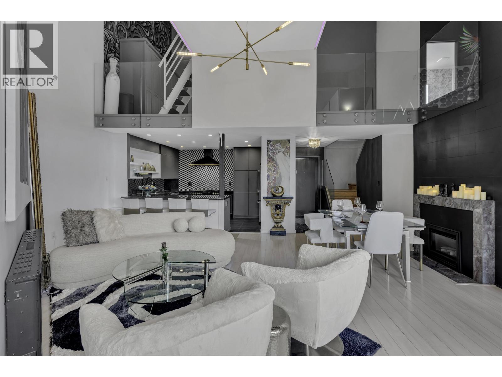 1306 33 Chesterfield Place Property Photo 10