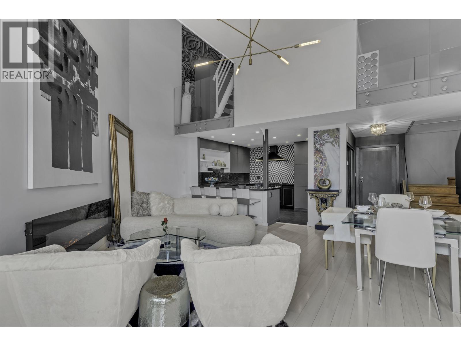 1306 33 Chesterfield Place Property Photo 15