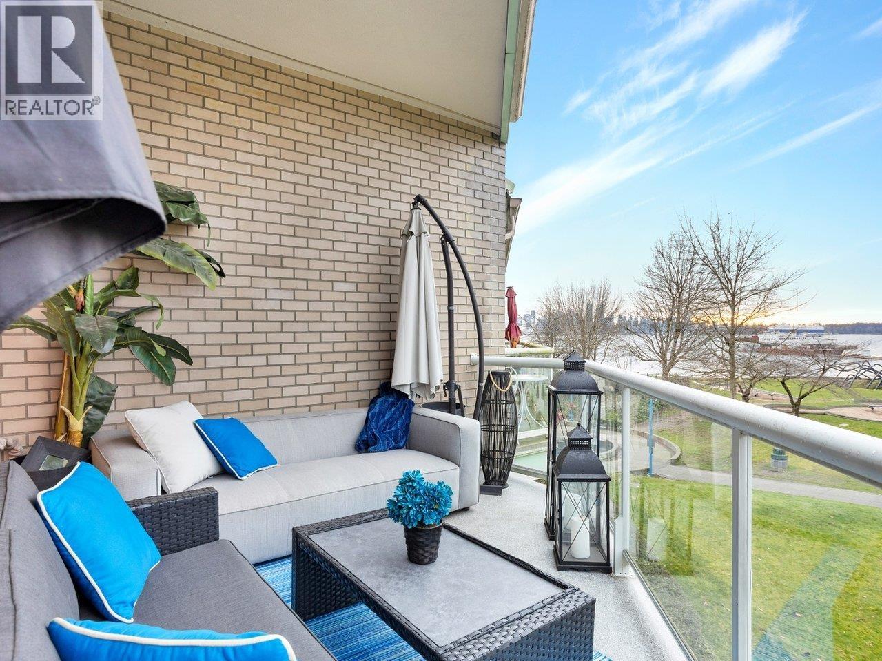 1306 33 Chesterfield Place Property Photo 19