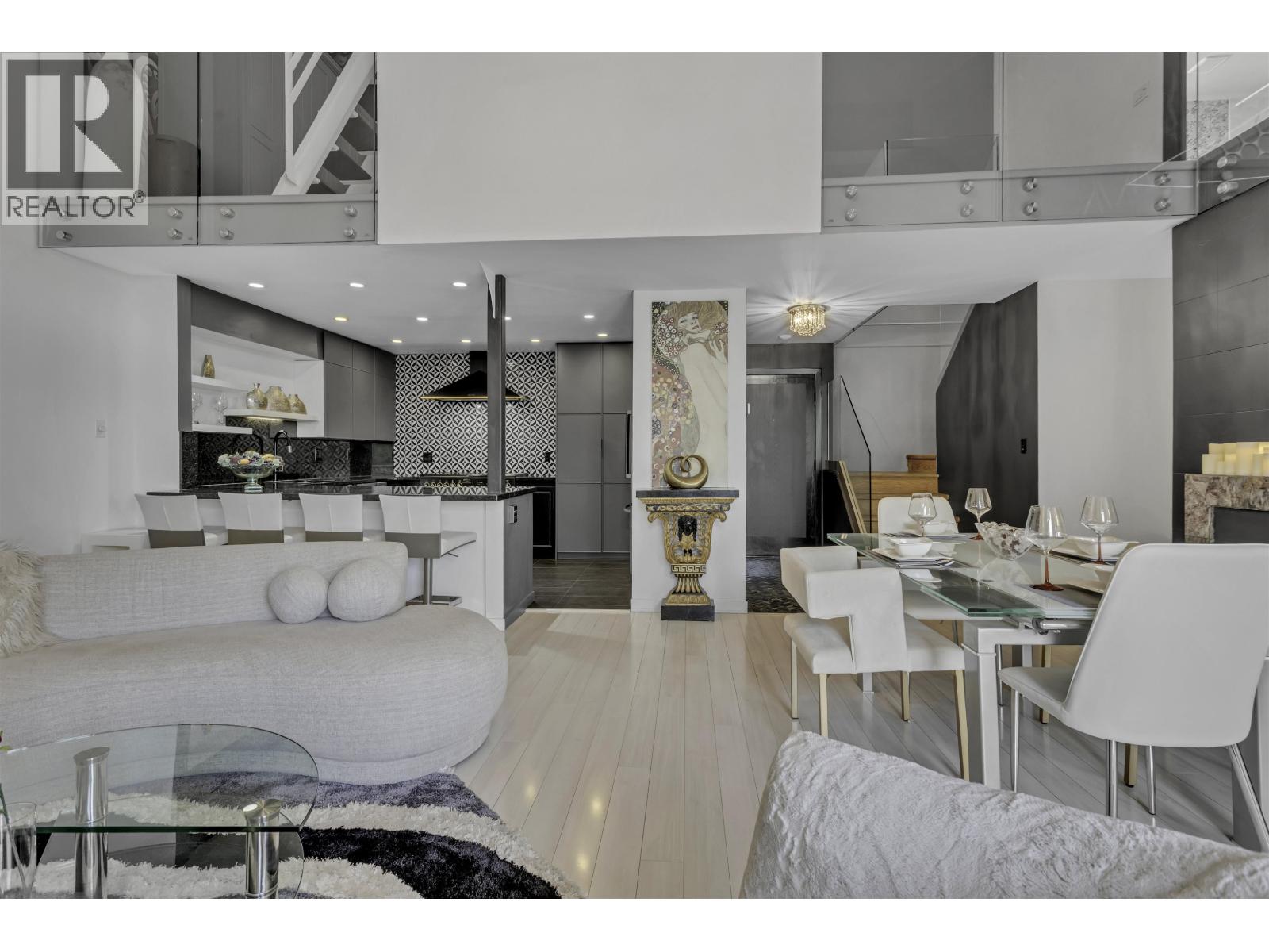1306 33 Chesterfield Place Property Photo 29