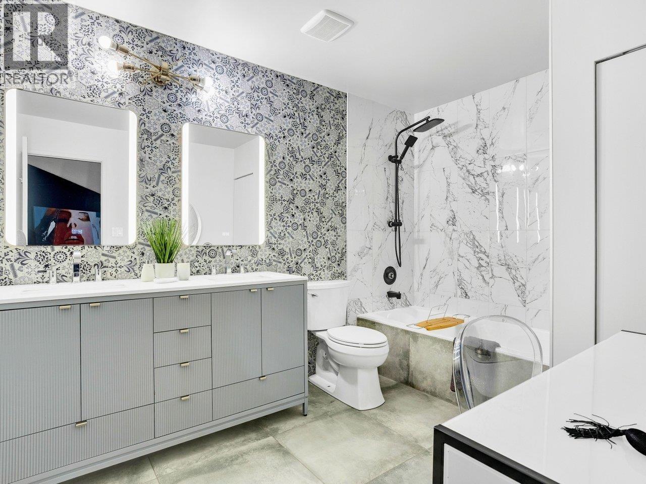 1306 33 Chesterfield Place Property Photo 35