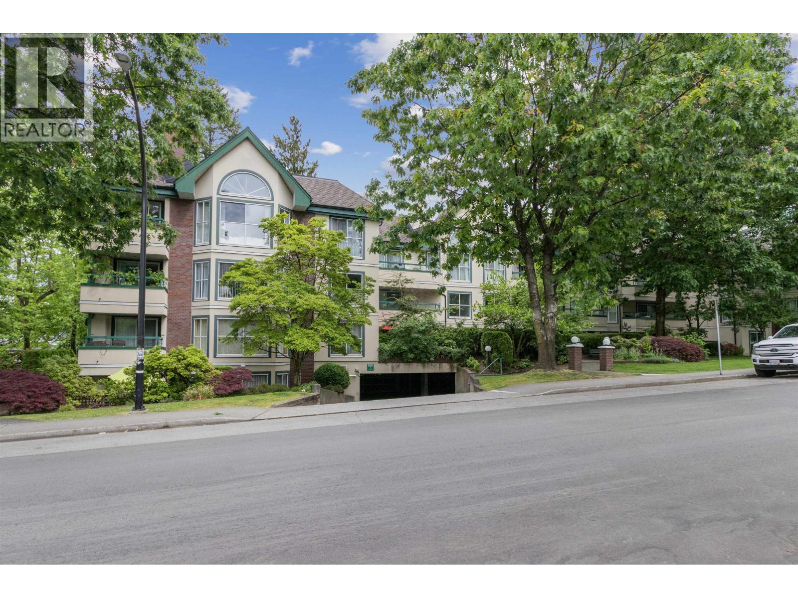 204 5656 HALLEY AVENUE Property Photo 1